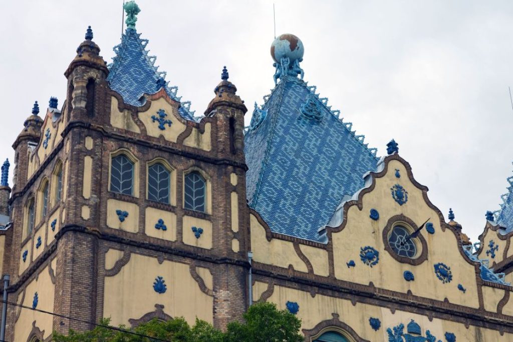 Capturing Art Nouveau: A Photowalk Through Budapest’s Grand Facades